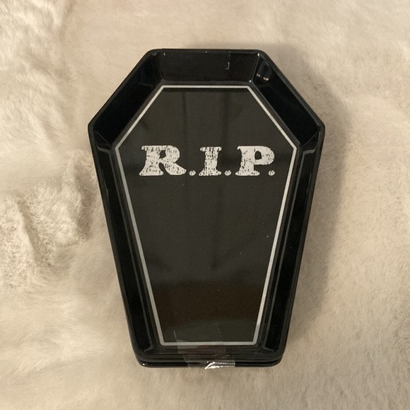 Target BP Halloween 2023 Mini Serving Trays - Picture 2 of 9